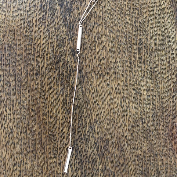 Kendra Scott Lilly Y Solid Rose Gold Necklace - Picture 3 of 3